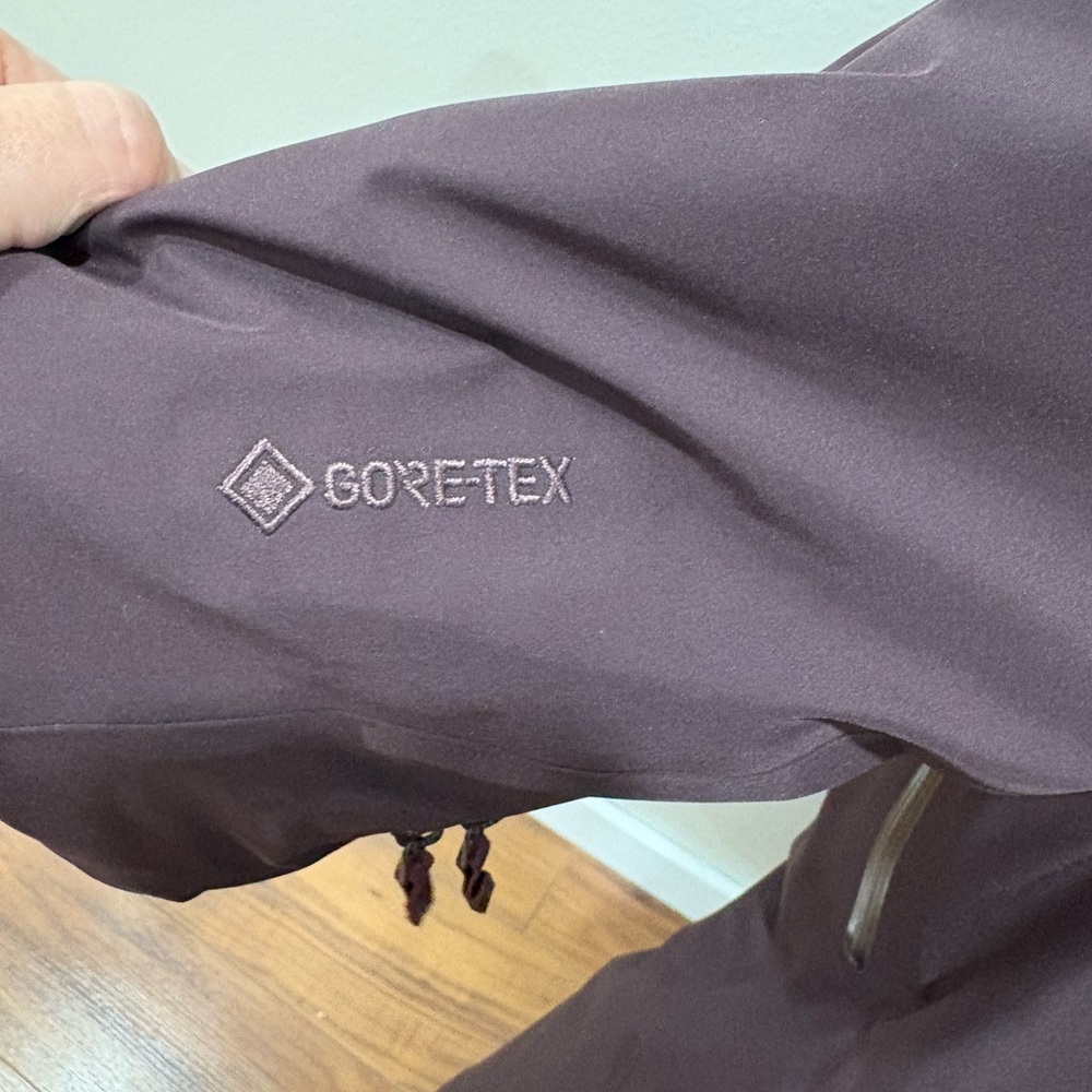 Winter Jacket Arc’teryx Andessa - Picture 3 of 5